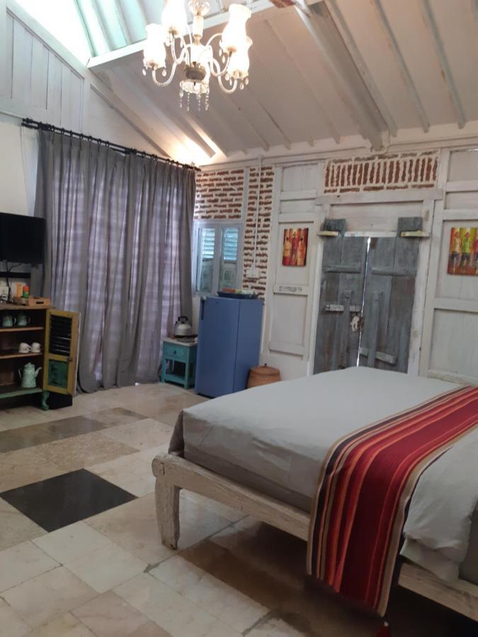 Hi Seminyak (Bali)
